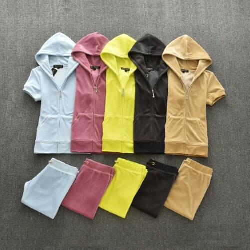 2021 Womens brand velvet fabric sportswear velvet suit Ladies sportswear hoodie and calf pants