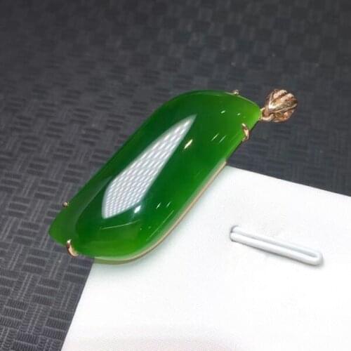 Pure inlaid and Tian Biyu pendant rose Russian Bibi South Africa drilling perfect no structure spinach green ice