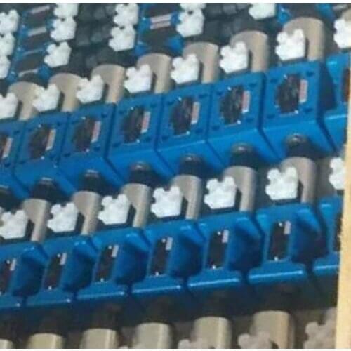 4WE10U2B33/CG24N9K4 new rexroth valve R900549623 4WE10U2B3X/CG24N9K4