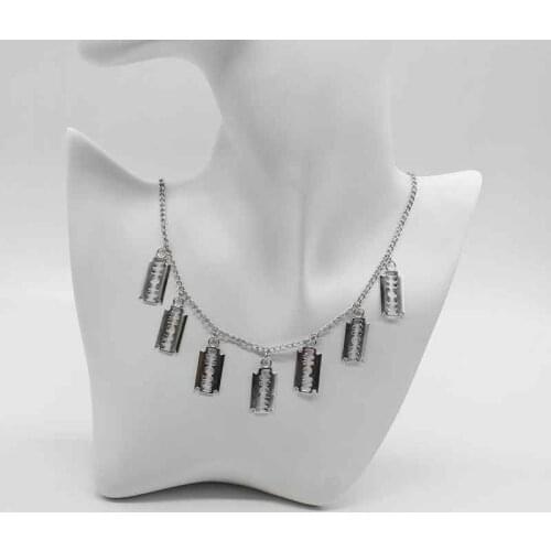 Mens and womens fashion punk metal blade pendant necklace, mens shaver pendant jewelry, ladies, hip-hop necklace party gift j