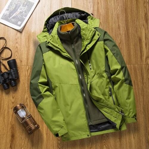 Couple Outdoor Fleece liner windbreaker Mountaineering coat Winter Hiking Jacket men and womens Windproof waterproof ski jacket