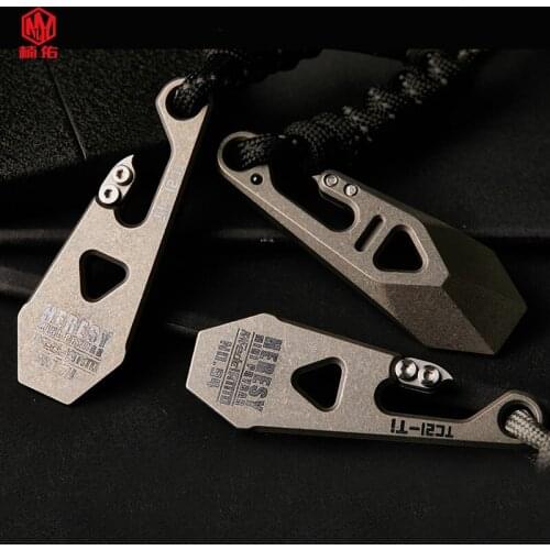 1PCS Outdoor Camping Titanium Alloy Sci-Fi Wind Crowbar EDC Survival Pocket Tool Key Ring Bottle Opener Mini Multi-Function Tool
