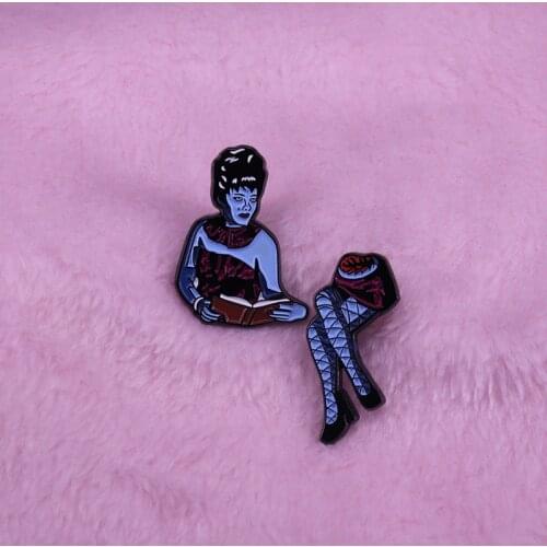 Beetlejuice - Half lady pin Halloween horror art decor