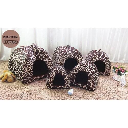Strawberry design and giraffe shape dog beds, pet bedding house, cat sleeping nest and lounge