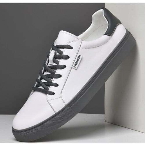 Men Genuine Leather Shoes Retro Fashion Classic Men Designer Flat Shoes Men Simple Cow Leather Sneakers