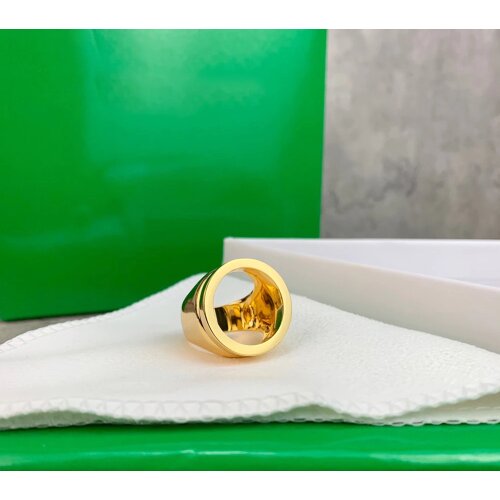 2021Hot Brand Fashion Copper Jewelry For Women Circle Rings Geometric Oval Rings Wedding Jewelry Fashion Light Gold Color Rings