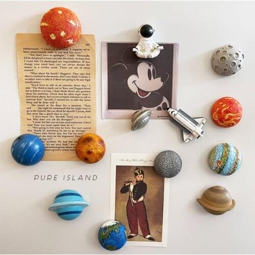 8 Planet & 1 Moon Magnetic Sticker Astronaut Refrigerator Magnet 3D Creative Fridge Magnet Home Decoration Space Shuttle Magnet