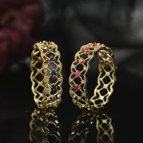 New 925 Silver Retro Lace Ring Simulation Natural Emeralds Red Sapphire Ring For Women Exquisite Jewelry Accessories Wholesale