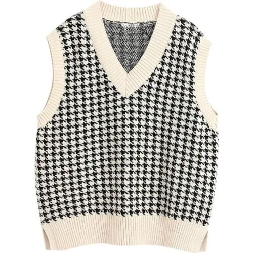 Black White Plaid Sweater Vest Women Fashion Knitted Pullovers Loose Vintage Female Waistcoat Chic Loose Sweater Tops