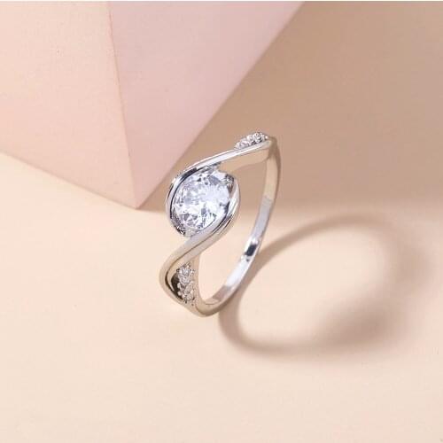 Fashion Micro white Zircon Wedding Ring Light Luxury Designer Jewelry for Women Party Gift Copper White Gold Rings