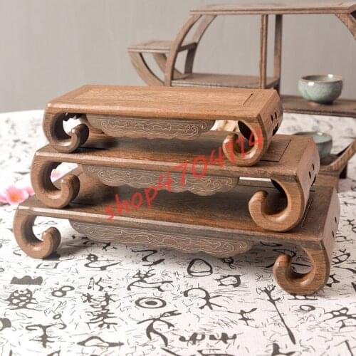 Natural mahogany, solid wood handcrafted mahogany chicken wing wood carved lace base, exquisite handicraft decorations