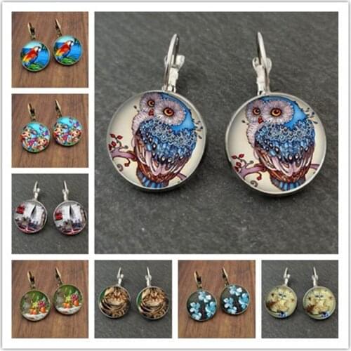 Neoclassical oil painting cartoon animal woman painting round glass earring decoration, suitable for ladies who like jewelry