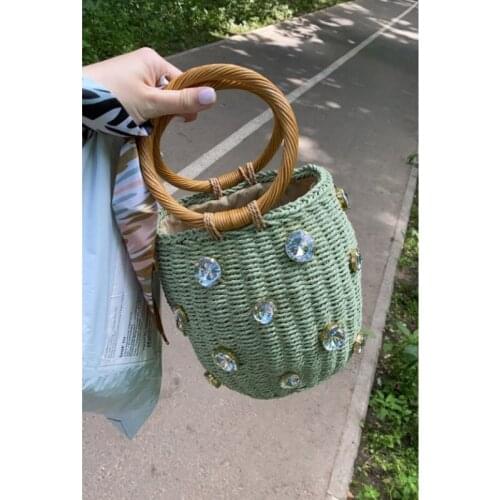 2021 New Handmade Rhinestone Crystal Embellished Straw Basket Bag Small Rattan Bucket Top-handle Bags Lady Purses Handbags