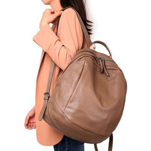 Casual Genuine Leather Women Backpack Shell Large Lady Leather Bagpack Brand Designer Style Female Rucksack Travel Backpack Bag