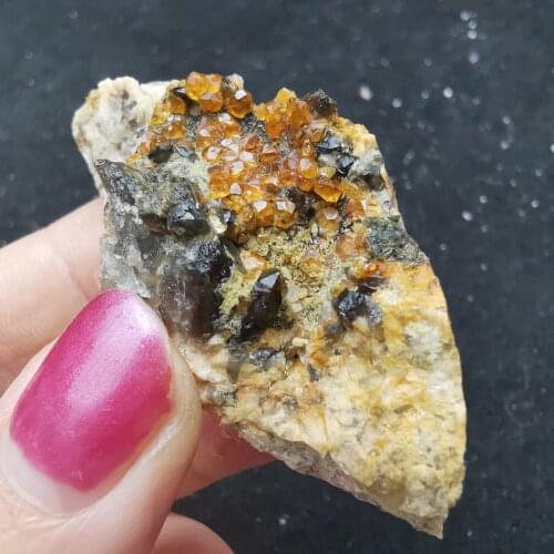 23.4g100% natural garnet and crystal symbiotic mineral specimen aura HEALING CRYSTAL QUARTZ GEM home decoration collection