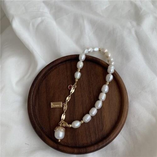 Korean Cold Wind Niche Ins Baroque Natural Pearl Bracelet Female French Retro Elegant Accessories Female