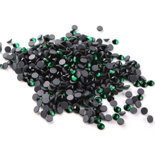 Shinning!!! SS6 SS10 All Sizes EMERALD DMC hotfix Rhinestone flatback Glass crystal DIY Clothing Bag Garment decoration iron on