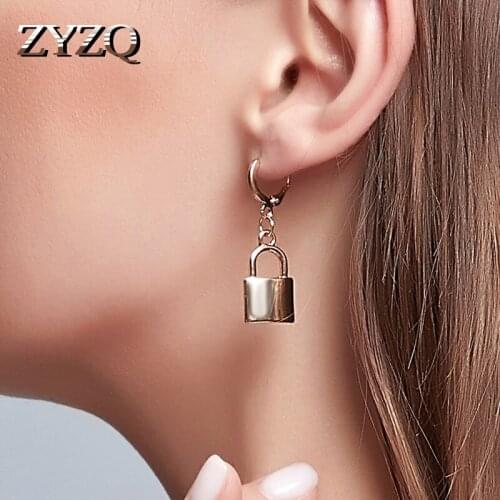 ZYZQ Punk All-match Lock Pendant Earrings For Men And Women Creative Hip Hop Earrings Fashion Banquet Jewelry 2021
