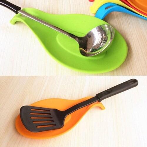 Ladle holder Ladle pad New Soup Ladle Shaped Heat Resistant Spoon Ladle Rest Kitchen Storage Rack Holder Cooking Tools