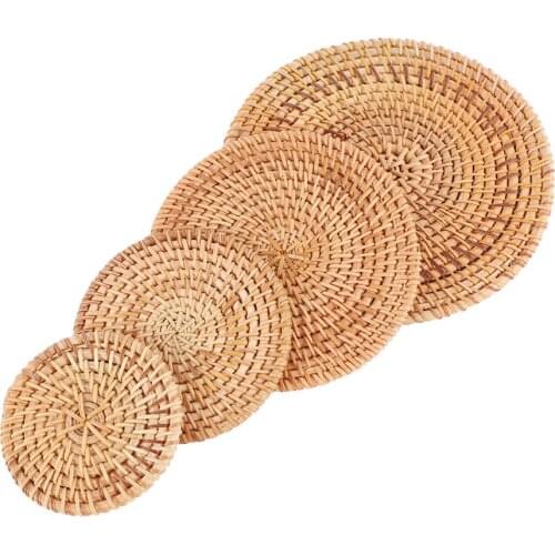 1Pcs Round Natural Rattan Coasters Bowl Pad Handmade Insulation Placemats Table Padding Cup Mats Kitchen Decoration Accessories