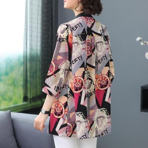 Spring Autumn Women Shirts Elegant Temperament Stand-Up Collar Casual Print Blouses Stylish Femme Loose Tops Blusas MM0855