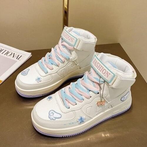 High-top Womens Sports Shoes Female Student Sports Shoes Autumn and Winter New Korean Version of Wild Board Tide Woman Shoes