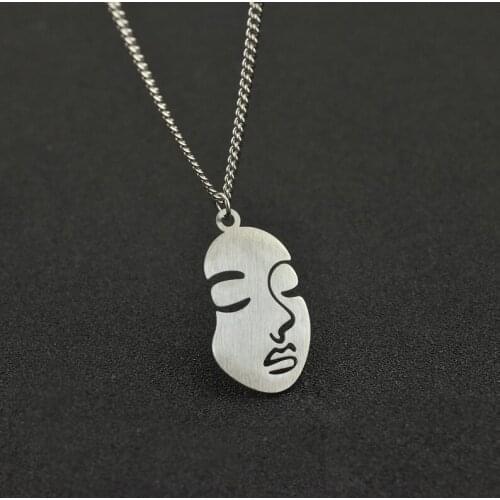 2021 New Designer Charms Girl Face Necklace Hip-hop Style Asymmetrical Necklace Man and Woman of Necklace Jewelry Wholesale