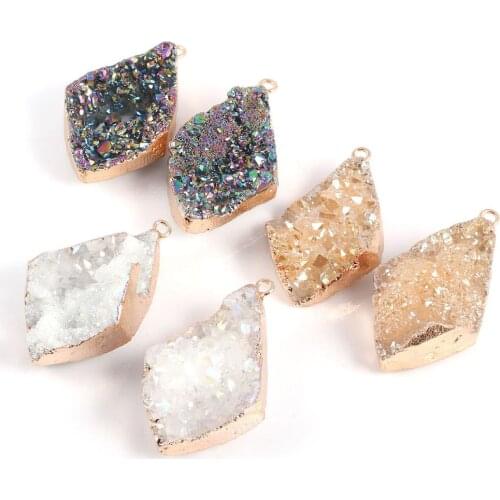 New 1pc Natural Quadrilateral Crystal Bud Pendant For Making Jewelry Necklace Accessories Size 31x57x15mm