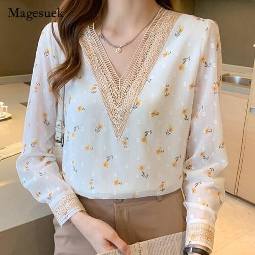 Casual Retro Fashion Flowers Shirt Women Autumn V-neck Floral Long-sleeved Woman Shirt Print Elegant Chiffon Blouse Women 16376