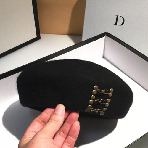Outdoor women soft woolen beret cap New lady casual ring rivets hip hop dancer artist Beret hats gorros KOUD004