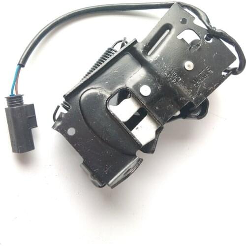 Suitable for BMW 1 series F20/3 series F35 engine cover lock, left/right 7242548/7242549