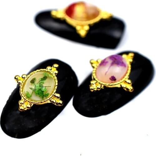 10pcs/Lot 2018 Japan Gold 3D Dry Flower Resin Nail Art Decorations DIY Alloy Studs For Nails Design Nail Art Accessoires
