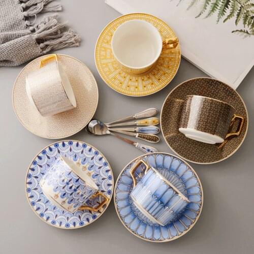 European Bone china coffee set Top Grade Porcelain coffee cup and saucer Luxury Gifts Pearl glaze