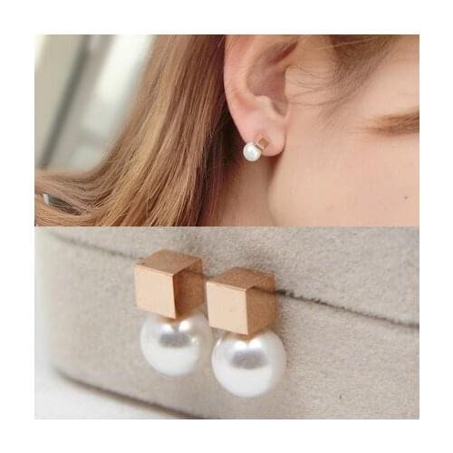 High Quality Titanium Steel Star Style Elegance Women Square and Pearl Women Fashion Stud Earrings at Factory Price
