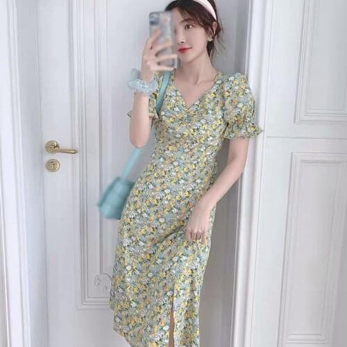 DAXIN Women Daisy Floral V-Neck Puff Sleeves Dresses Korean Style Casual Sweet Chiffon Short Sleeve Mid-Calf Vestidos 2021