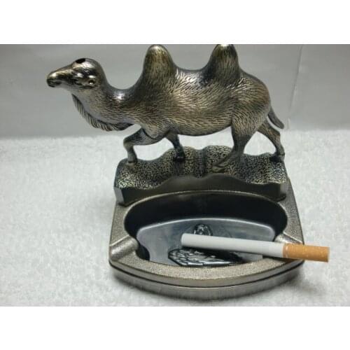 Wholesale High-grade The camel tinplate Ashtray Creative Smoking Accessories with Lighter