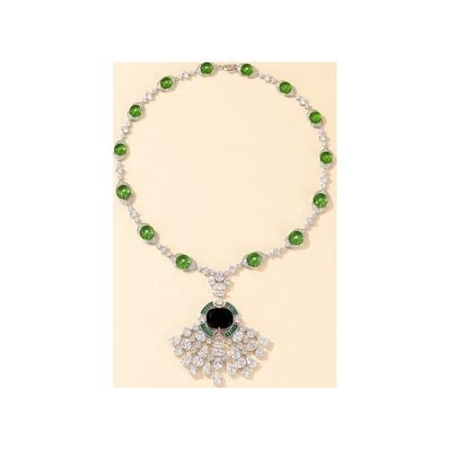 Hot Brand Fashion Party Feast Jewelry For Women Pendant Crystal Necklace Hyperbole Necklace Fine Costume Jewelry