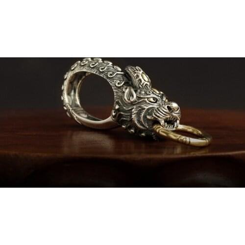 New Car Keychain Mens Waistband Personalized Creative Gift Lucky Pixiu Metal Key Ring Pendant Jewelry Accessories