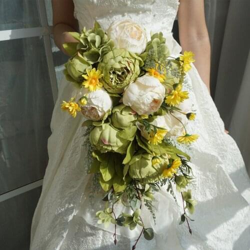 Simulation Bride Holding Flowers European and American Garden Romantic Wedding Supplies Western-style Waterfall Pendent