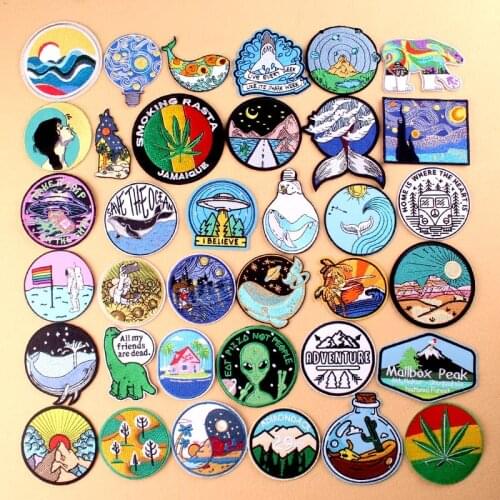 Van Gogh Embroidered Patches For Clothing Adventure Mountain Patches For Clothes Whale Diy Embroidery Patch For T-shirt Jacket