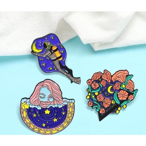 Starry Night Sky Stars and Moon Brooches Dark Blue Night Girl Astronaut Diver Enamel Pins Lapel for Kids Badge Jewelry Gift