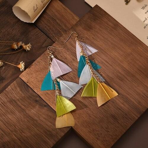 Ethnic Long Tassel Feather Earrings For Women Oorbellen Boho Retro Gold Chain Tassel Creative Dangle Earrings