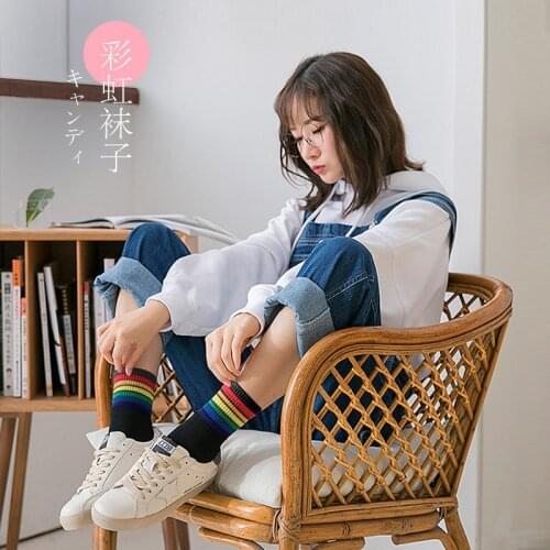 SGEDONE 2018 Japan Women creative Rainbow Stripes Cotton Socks Lovely Men Funny Novelty Unisex autumn and winter Socks