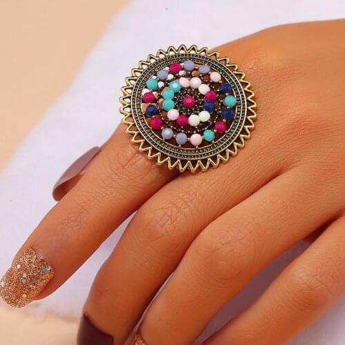 Adjustable Indian Vintage Gold Metal Rings for Women Bohemian Multi Color Acrylic Beads Rings Gypsy Tribal Party Jewelry Gift
