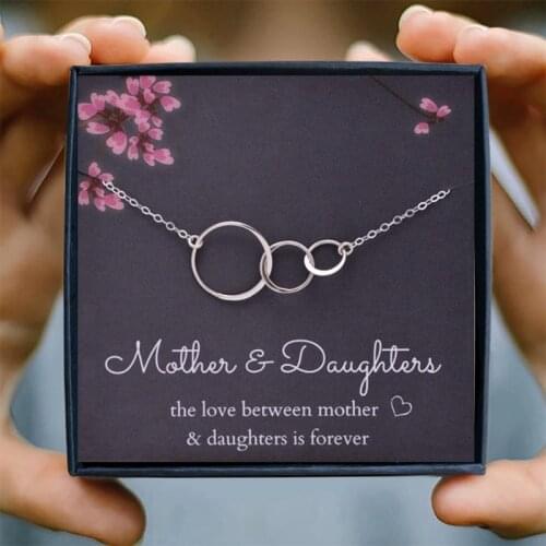 Mother Daughter Necklace Women Friendship Necklace Present 3 Interlocking Circles Pendant Necklace Female Famiyl Love Forever
