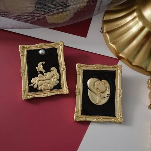 Muylinda Vintage Beauty Picture Frame Brooch Enamel Pins Art Brooches Women Clothes Scarf Pin Clip Gift