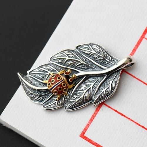Retro Thai Silver Silverware Wholesale S925 Sterling Silver Pendant Vintage Leaf Ladybug Handmade Silver Pendant Men And Women