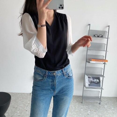 Intellectual ~ Ol temperament pleated sleeve V-neck chiffon shirt womens shirt 51512