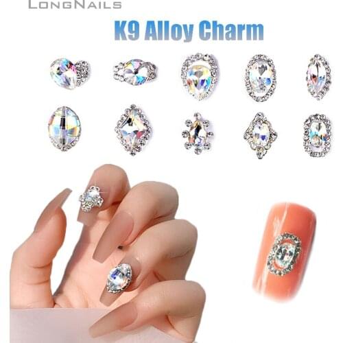 100pc/Bulk Strass Diamond Rhinestones Luxury& Flashing K9 Glass Alloy Charm Silver Metal Geometry Design Nail Arts Charms 6-12mm