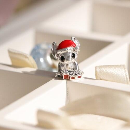 2019 Winter Stitch Christmas Charm 925 Sterling Silver Red Enamel Charms Beads Fit Bracelet Necklace DIY For Women Gift Jewelry